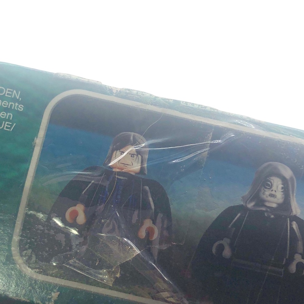 Retired Harry Potter Order of the Phoenix Hogwarts Castle Lego 5378 - Picture 15 of 16